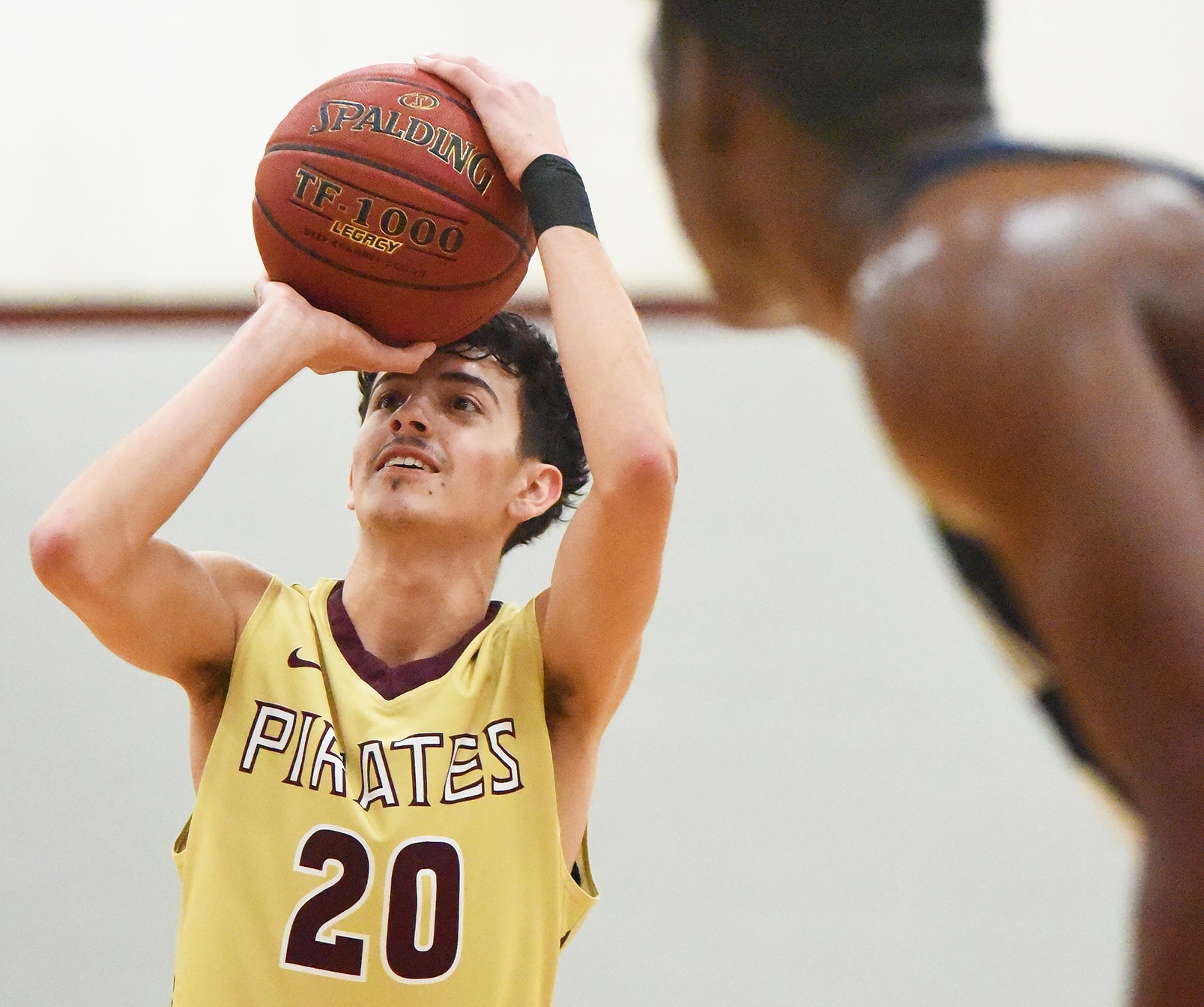Lucas DeLeon scored 10 points Wednesday night against Lee College.